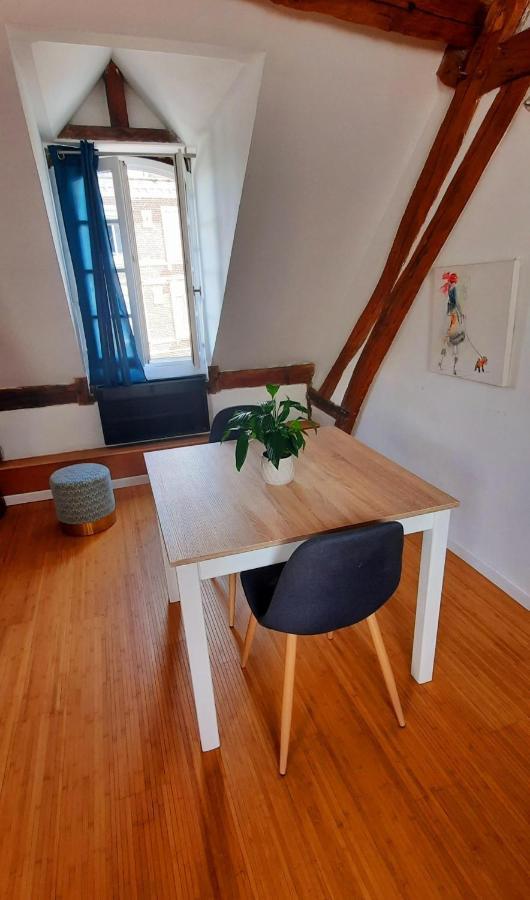 ボーヴェLoft De Charme A 150M De La Cathedraleアパートメント エクステリア 写真